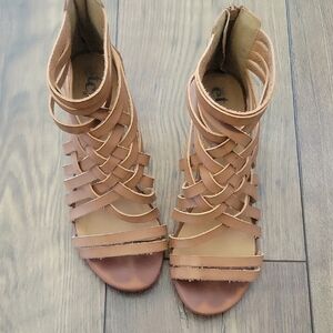 Rue21 Brown Strappy Heeled Sandals Size 8/9